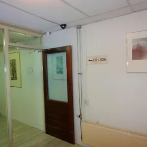 Hostal Budget Hostel Bargain Toko